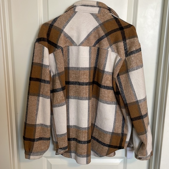 Boho plaid shacket - Picture 2 of 4